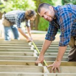 Faire une terrasse en bois soi même, quelle satisfaction !